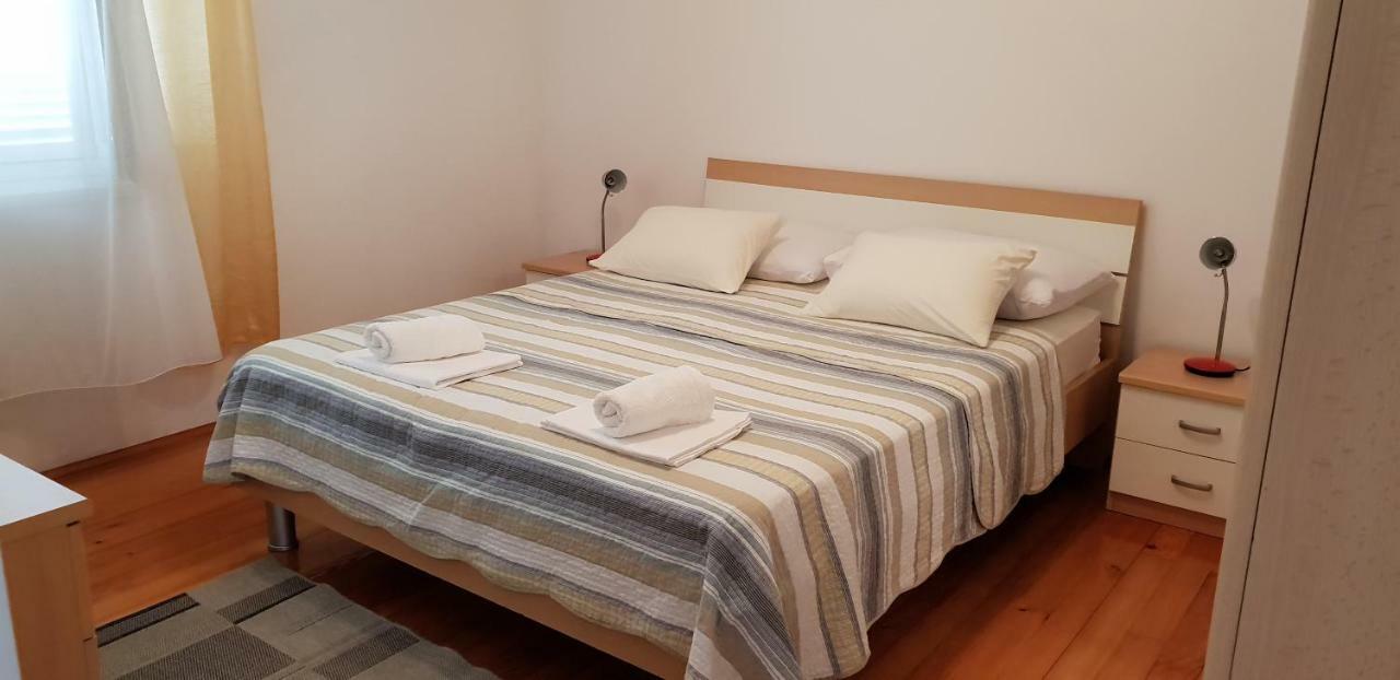 Apartament Nina *