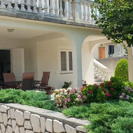 Apartment Nina Novi Vinodolski Exterior photo