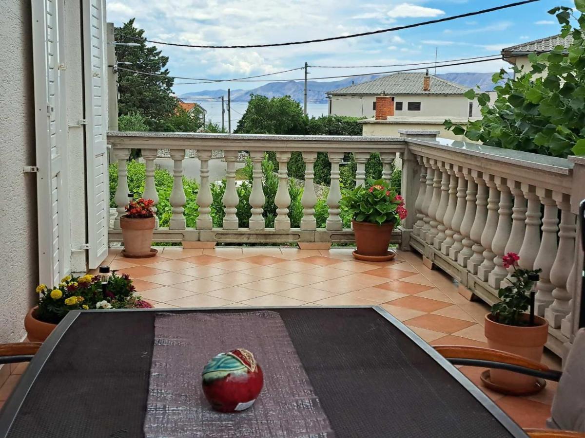 Nina Apartment